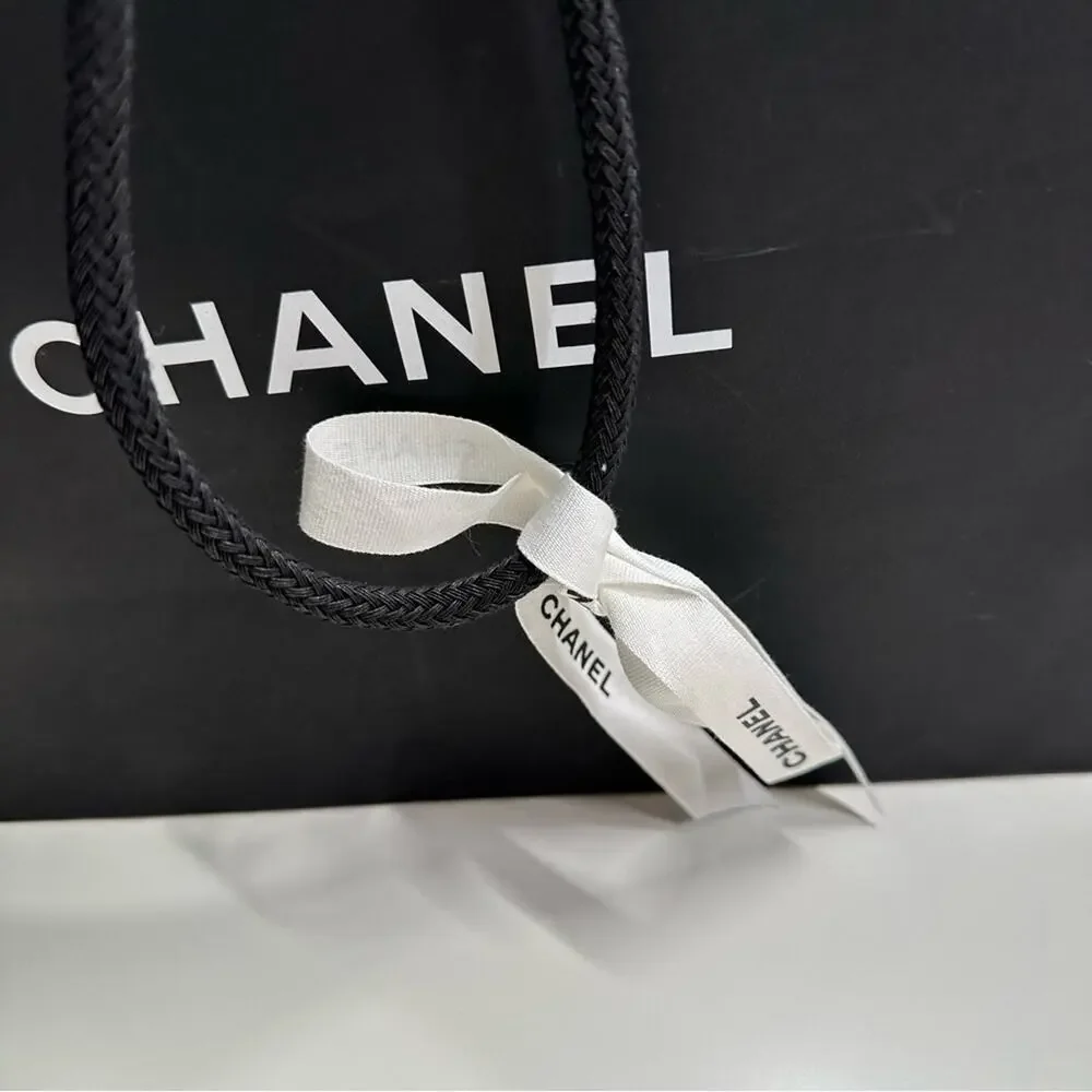 Chanel | Gift Bag/Ribbon | Black/White | W12 x H9.5 x D5 Inch